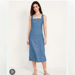 Old Navy square neck denim midi dress